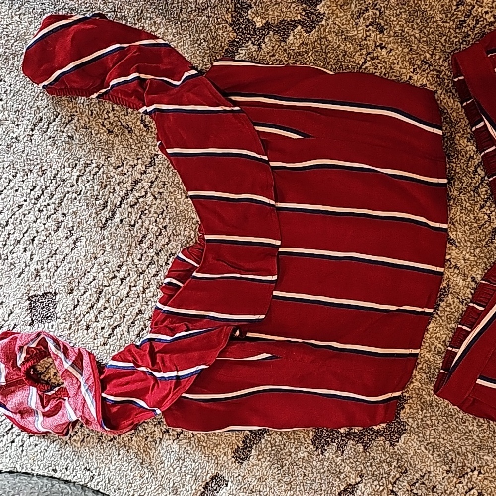 Abercrombie and Fitch 2pc set - Picture 3 of 4